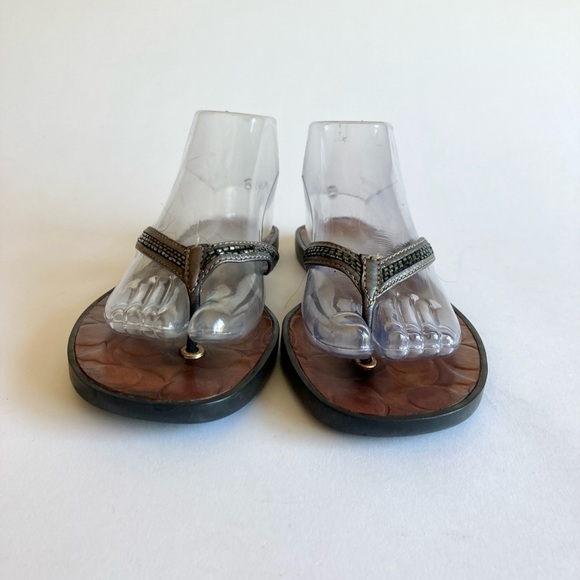 Coach Laurel Silver Tan Leather Rubber Outsole Flip Flops Sandals size 8 - Picture 6 of 16